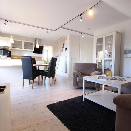 Apartamento Haus Heckenrose Whg 2 Og Kellenhusen